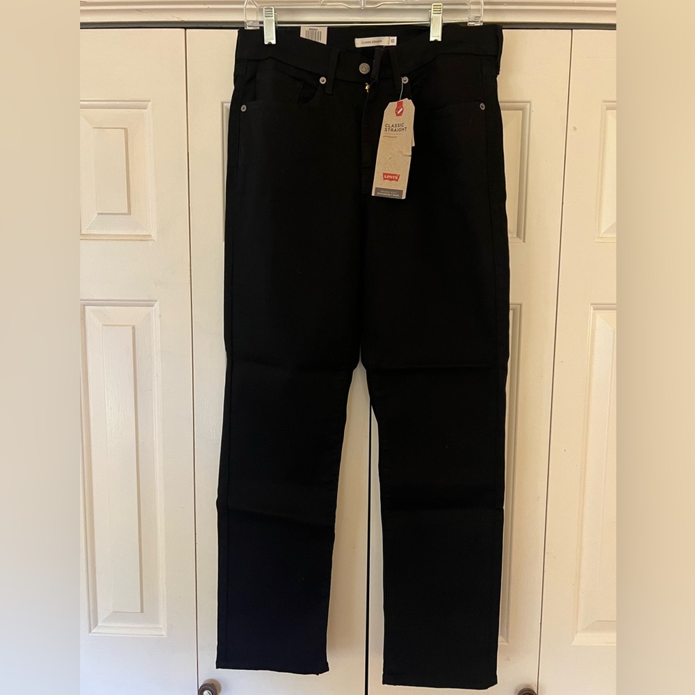 Levi’s NWT sz 10 (W30/L30) Black Jeans